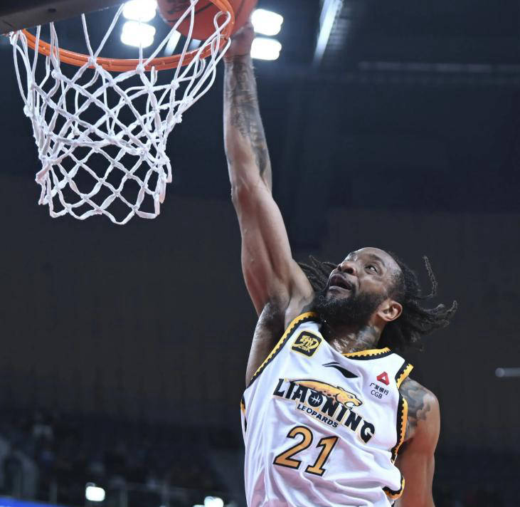 九游娱乐官网下载-辽宁男篮再次夺得胜利,成为夺冠热门球员