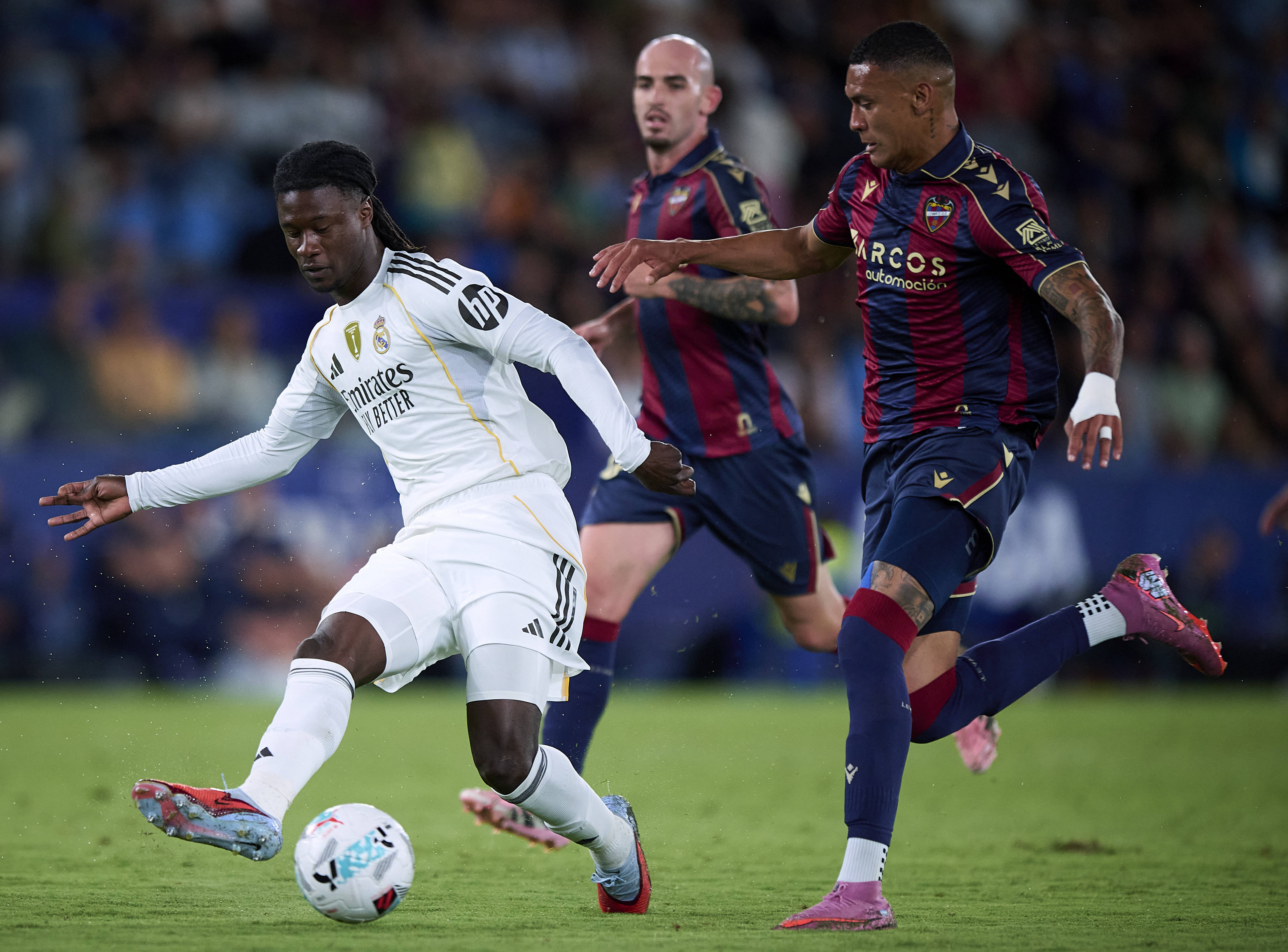 九游娱乐官网下载-马德里竞技淘汰皇马，晋级至下一轮比赛